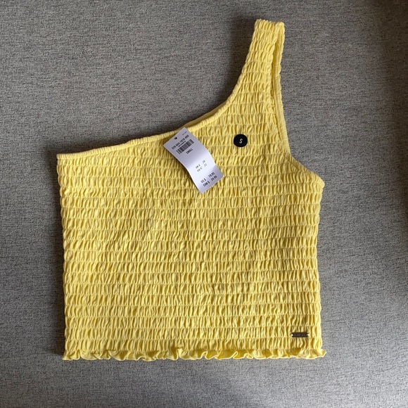 Hollister Tops - Hollister One Shoulder Tank Top - New With Tags